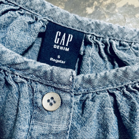 GAP•Kid’s Small•100% Soft Cotton Chambray•Denim Blue•Peasant Style Button Front - Picture 2 of 9